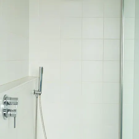 Apartment Spacebility Airport - Self Check-in